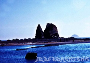 tour3-rocks02