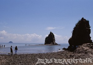 tour3-rocks04